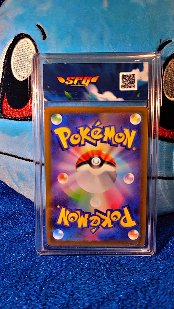 Pikachu 001 Sv-P gradé 9.5 - photo numéro 2