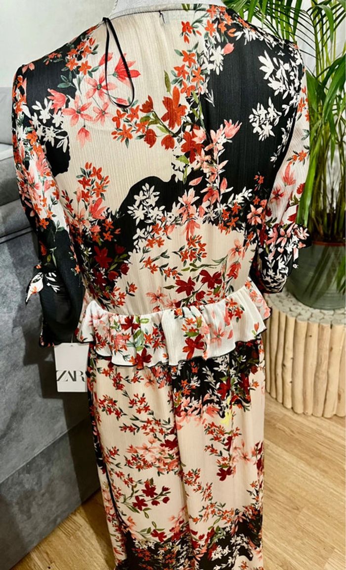Superbe robe neuve Zara taille M - photo numéro 4