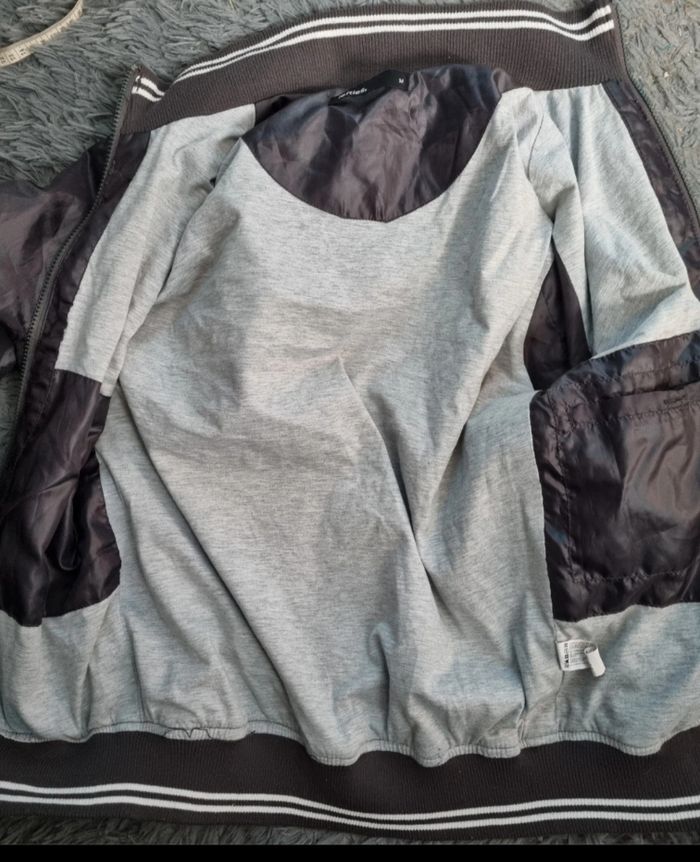 Veste zippée taille M - photo numéro 4