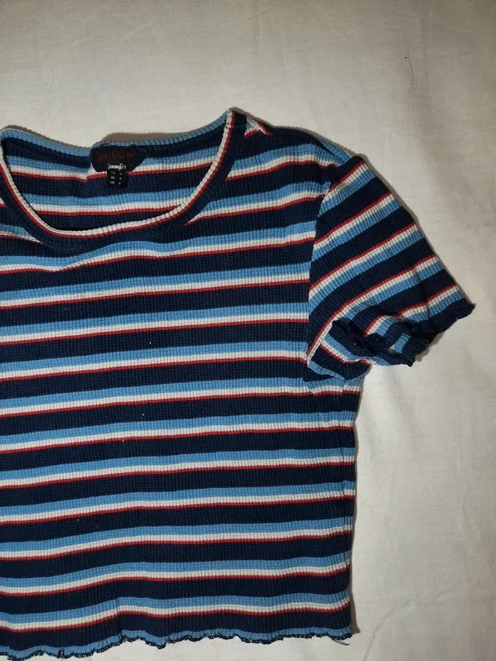 T-shirt jennyfer - photo numéro 2