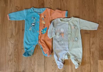 Lot pyjamas bébé 1 mois
