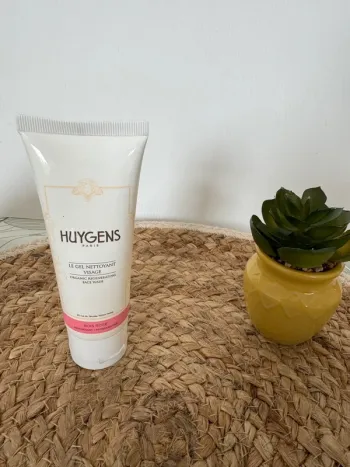 Huygens le gel nettoyant visage, bois rose 75mL valeur 13,5€