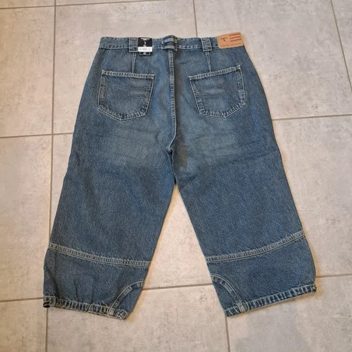 Bermuda jeans