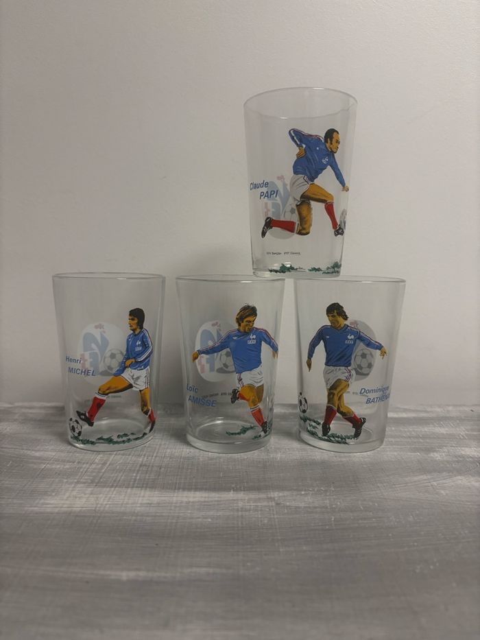 Vintage lot de 4 verres collector FFF football 1978