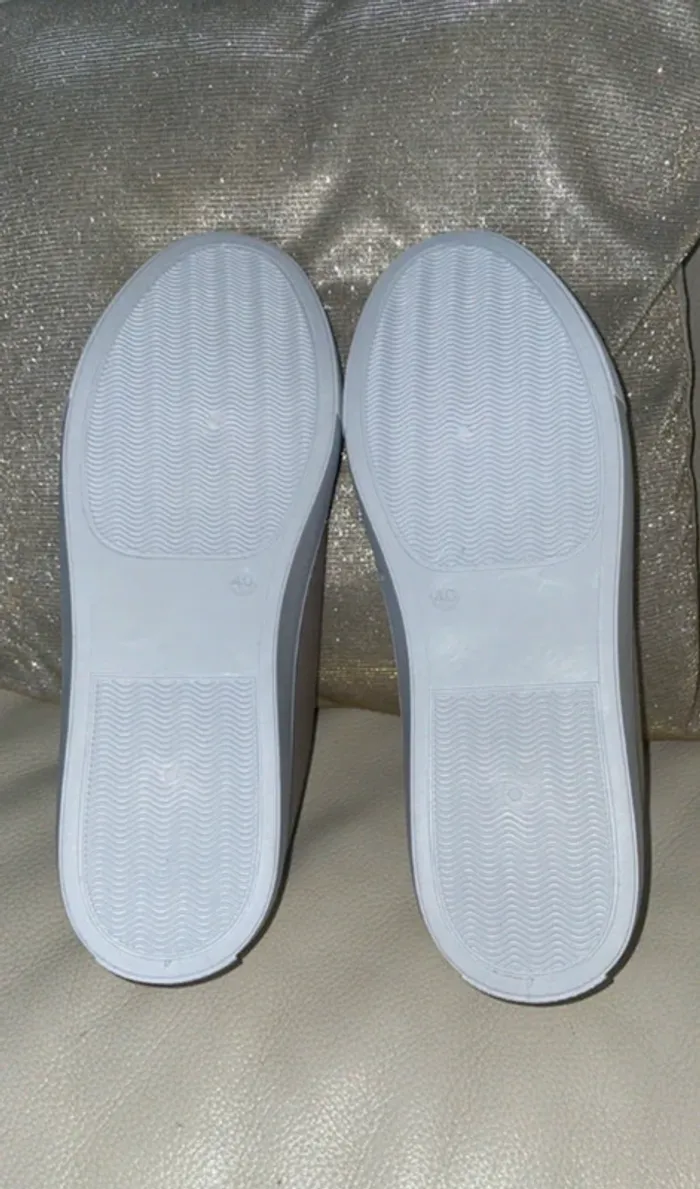 Baskets Neuves Bleu Bonheur Taille 40 - Effet Satiné Champagne - photo numéro 4