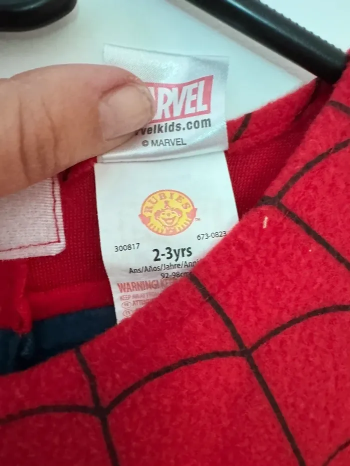Combinaison Spiderman 2-3 ans - photo numéro 3