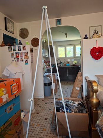 Trépied pour tableau des tables invités mariage neuf hauteur 1 m 67 prix 6 euro