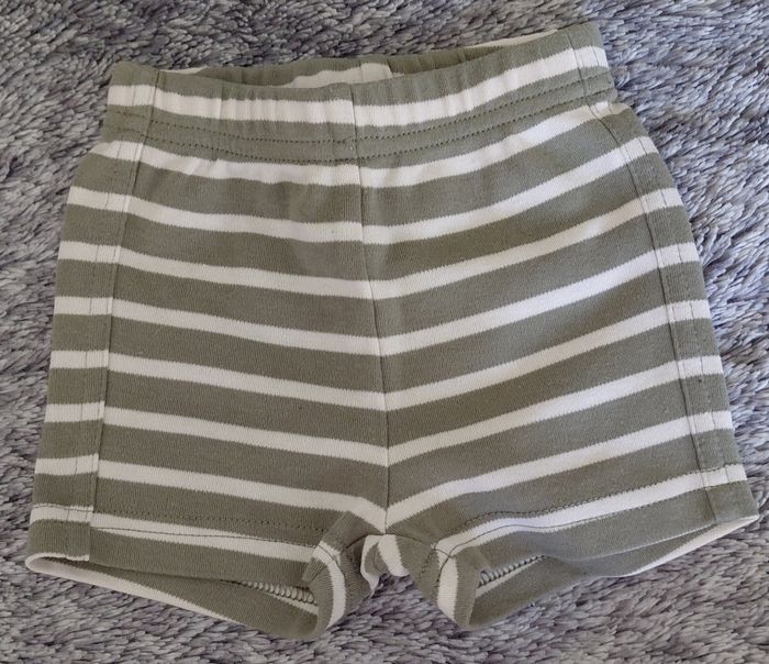 Lot shorts - photo numéro 2