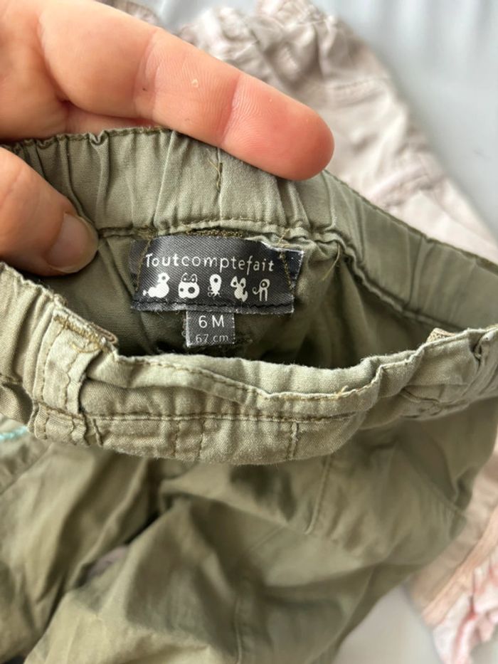 Lot de deux pantalons 6 mois - photo numéro 4