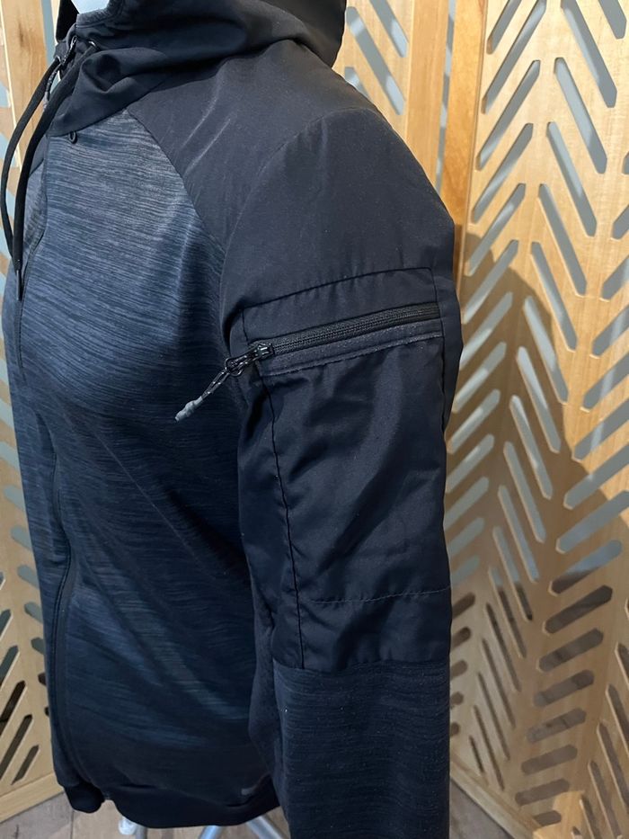 Veste sport xl - photo numéro 3