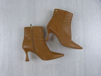 Confortable chaussures bottine talons / Copenhagen / fermeture zip / camel / Taille 40
