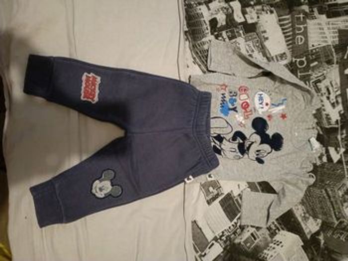 Lot 6 mois Mickey - photo numéro 2