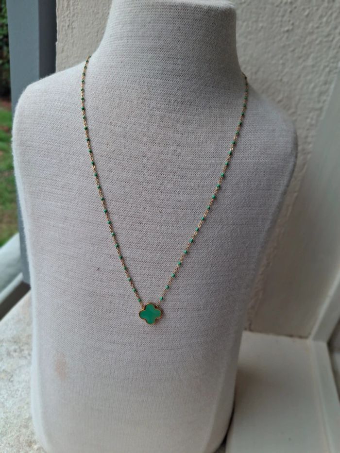 Ravissant collier trèfle 🍀  vert ,réglable - photo numéro 7