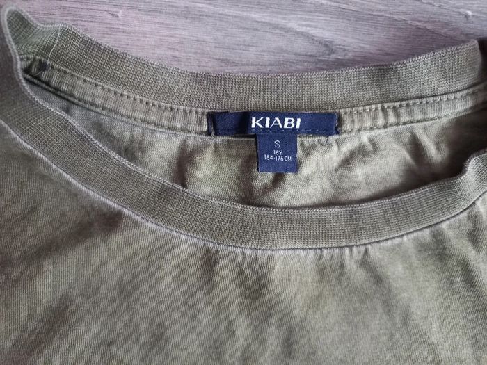 Lot 2 tee-shirts 'kiabi' 16 ans - photo numéro 2