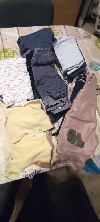 Gros lot garçon 6 mois 27 pièces