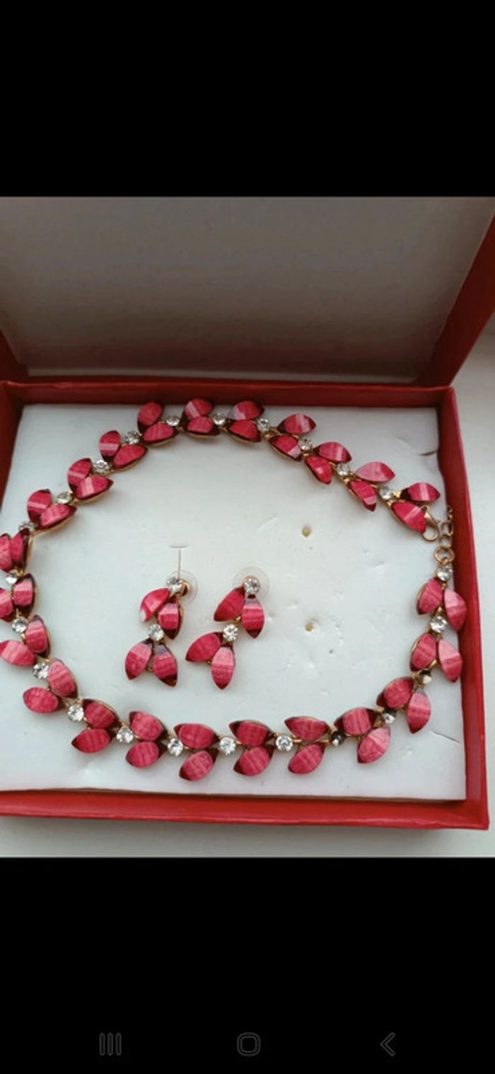 Parure boucles d oreilles et collier perles et corail - photo numéro 3