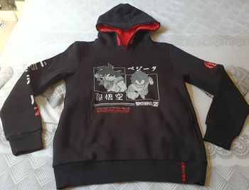 Sweat à capuche dragon ball z de taille S, 16ans
