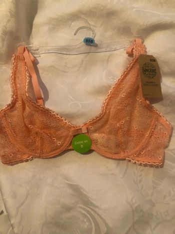 Soutien gorge neuf orange 85B