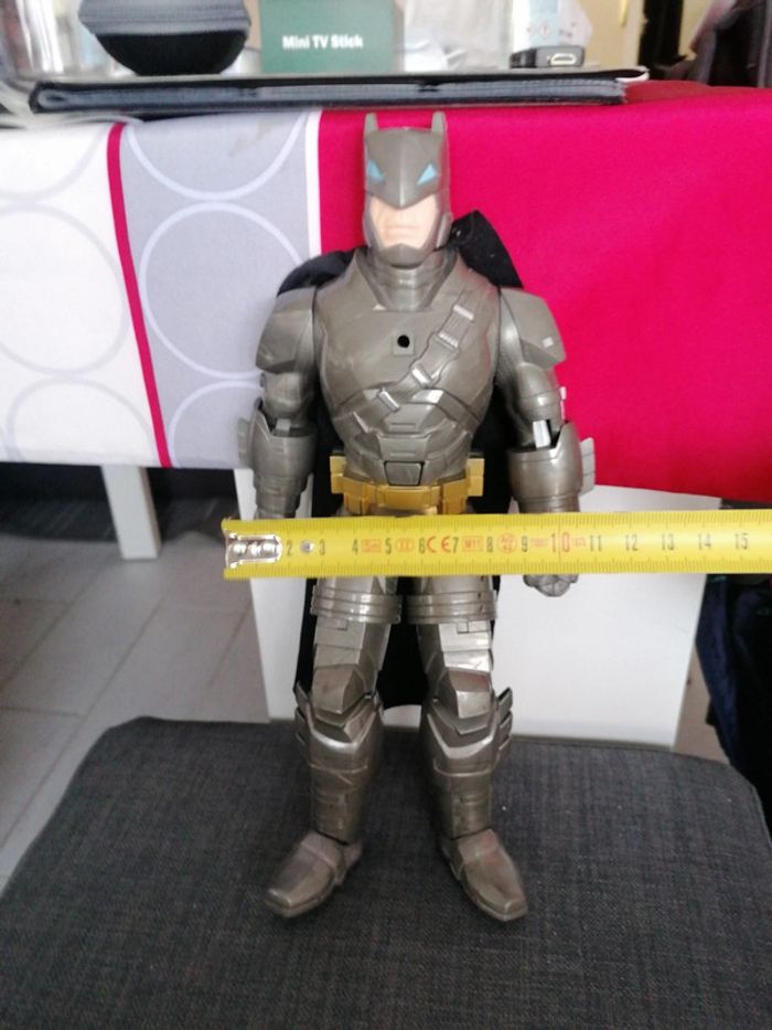 Figurine #batman 30 cm parlante - photo numéro 9