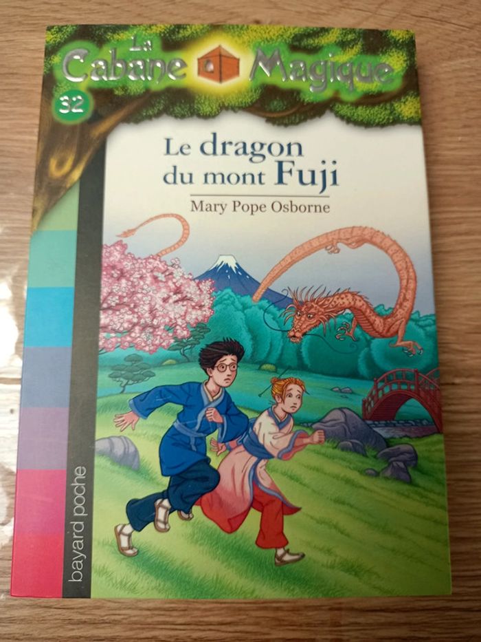 Livre cabane magique tome 32