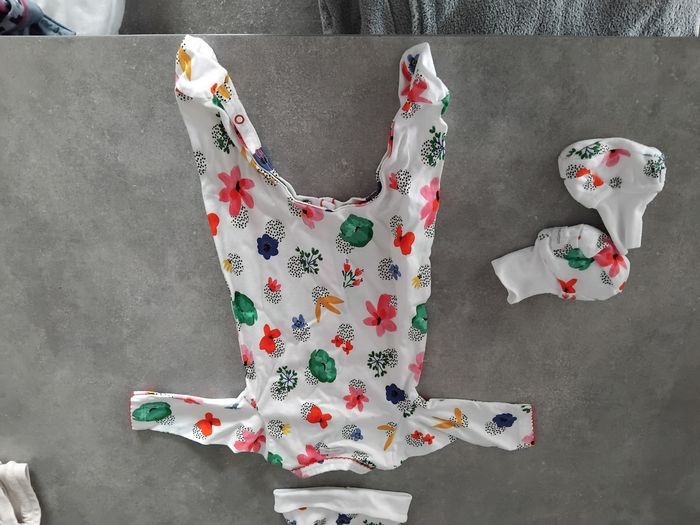 Tenue de naissance 1 mois  catimini - photo numéro 3