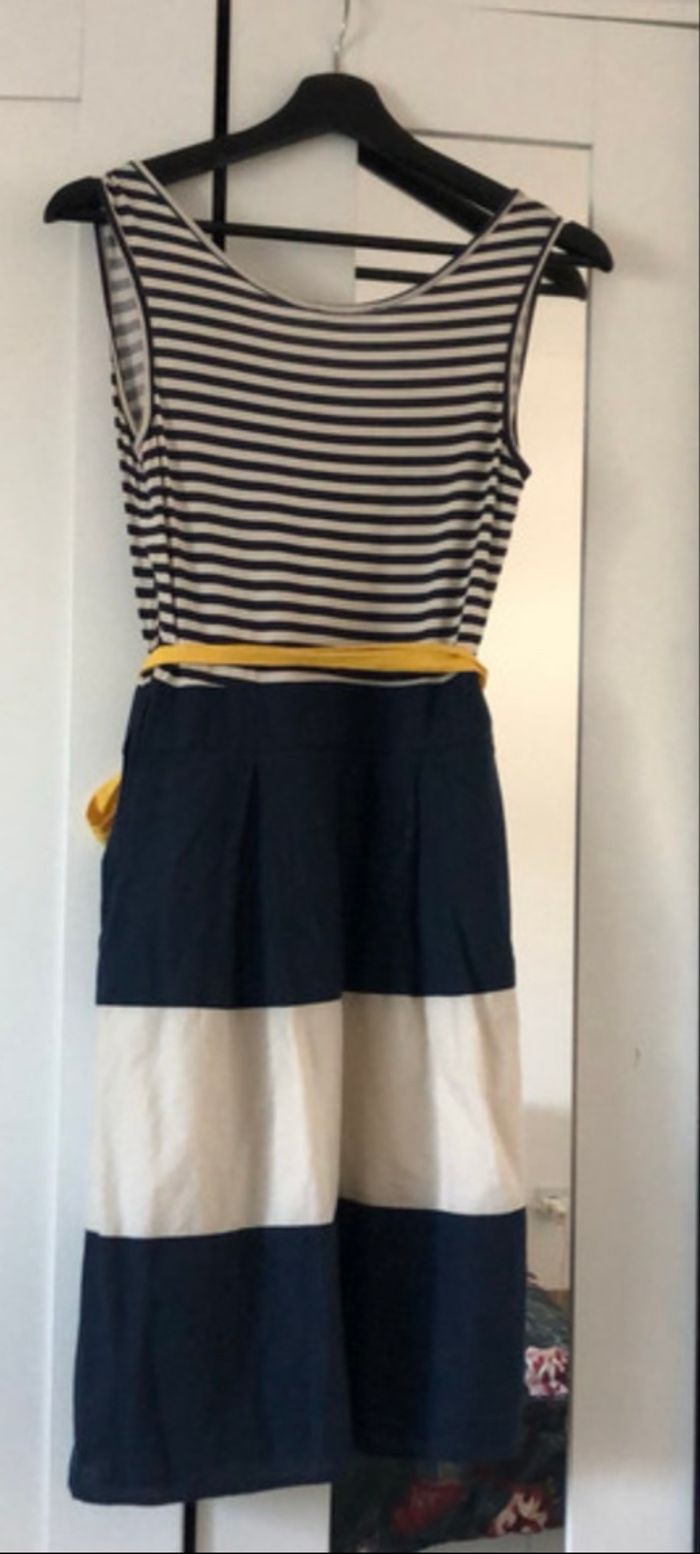 Robe femme - photo numéro 2