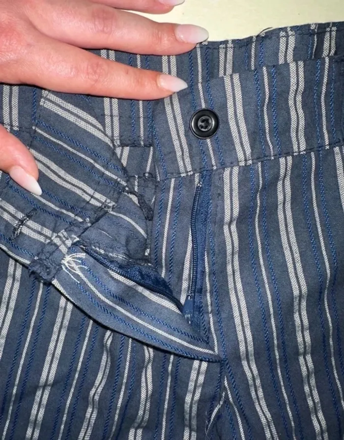 2 shorts à rayures TS neuf - photo numéro 6