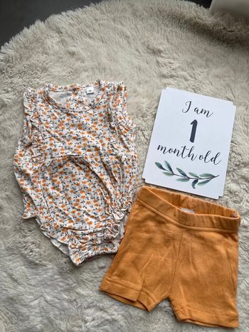 Body mignon à fleurs et son short cycliste 1 3 mois zeeman