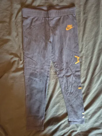 Leggins nike 6/7 ans