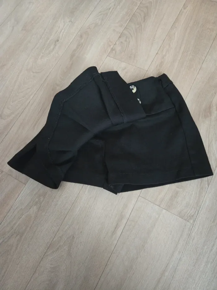 Jupe short - photo numéro 2