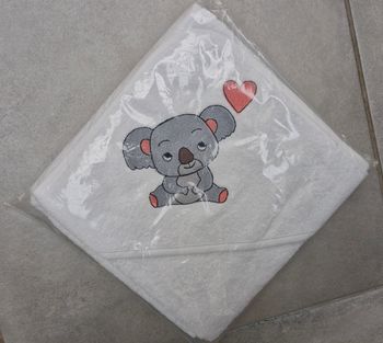 Cape de bain blanche motif Koala brodé 🐨