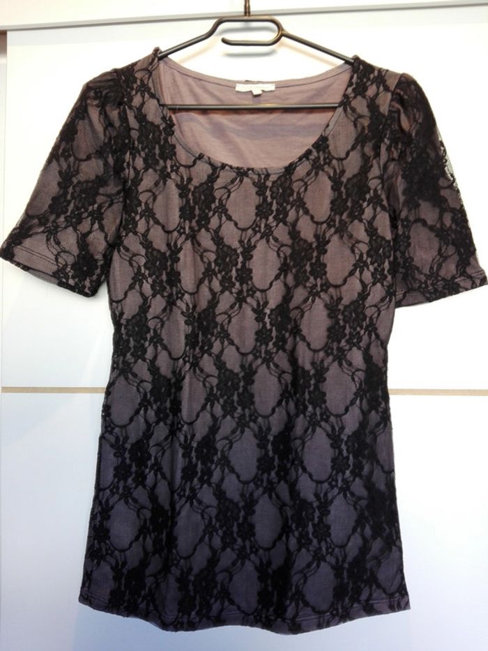 Tee shirt dentelle marron et noir