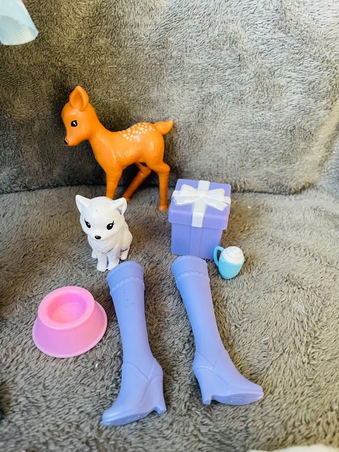 Barbie Color reveal hiver - photo numéro 7