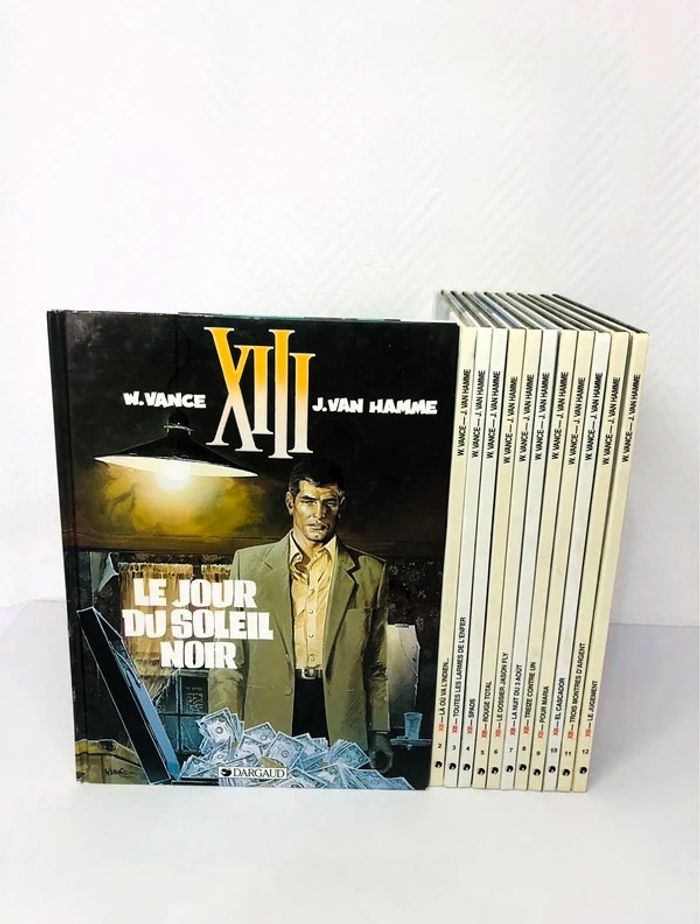 XIII tome 1,2,3,4,5,6,7,8,9,10,11,12 - photo numéro 1