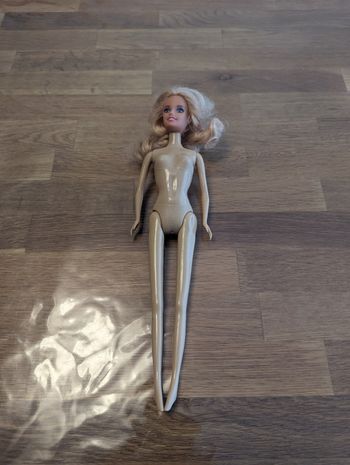 Poupée environ 30 cm