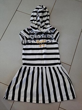 Robe 4/6 ans