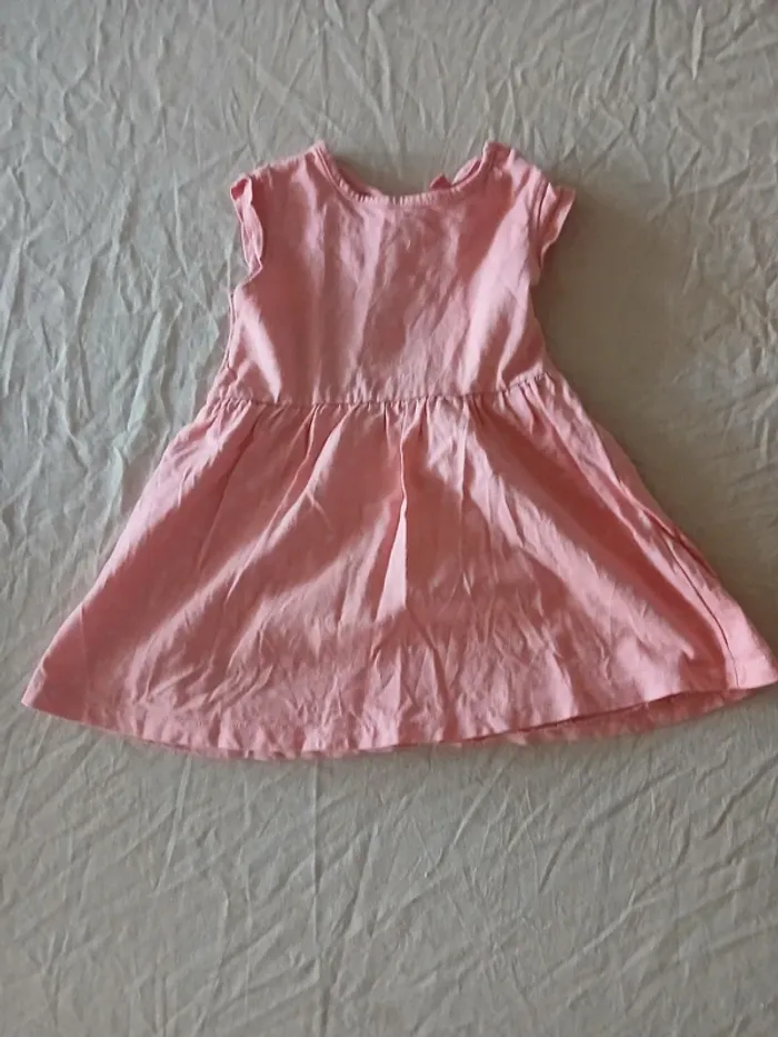 Robe manches courtes 18 mois - photo numéro 2