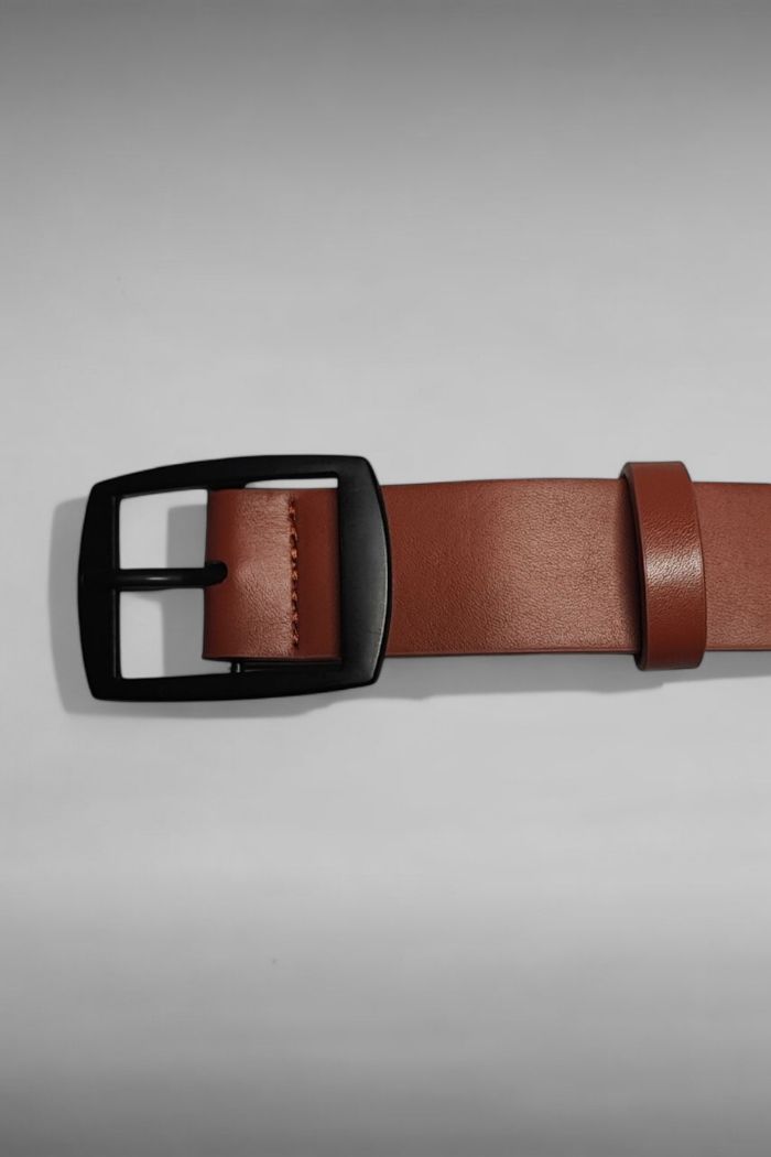 Ceinture cuir marron claire / Boucle acier noire / 117CM - photo numéro 2