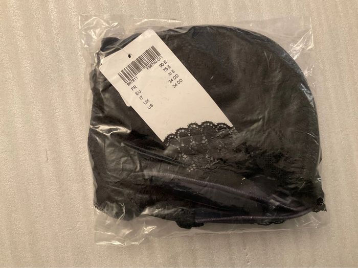 Soutien-gorge noir Femilet neuf - photo numéro 12