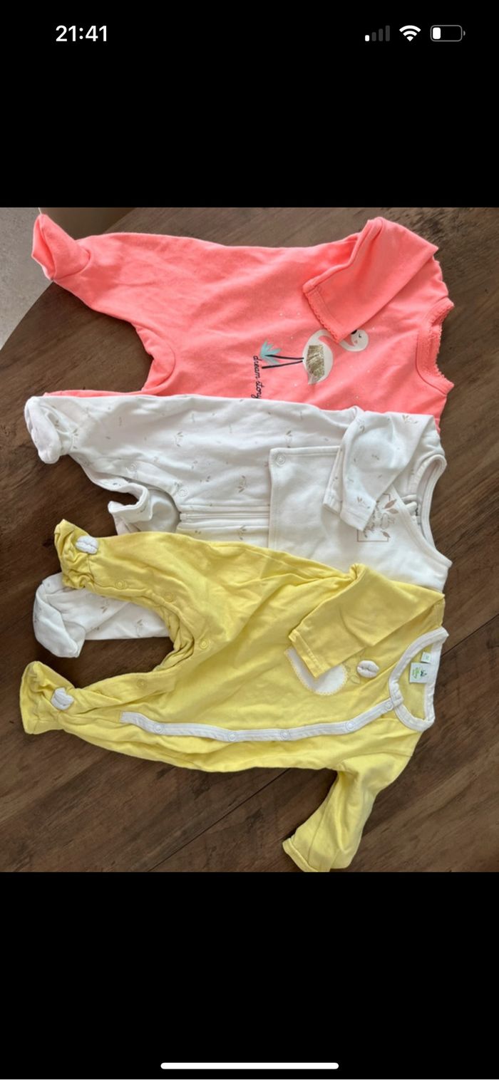 Lot vêtements bébé fille - photo numéro 4