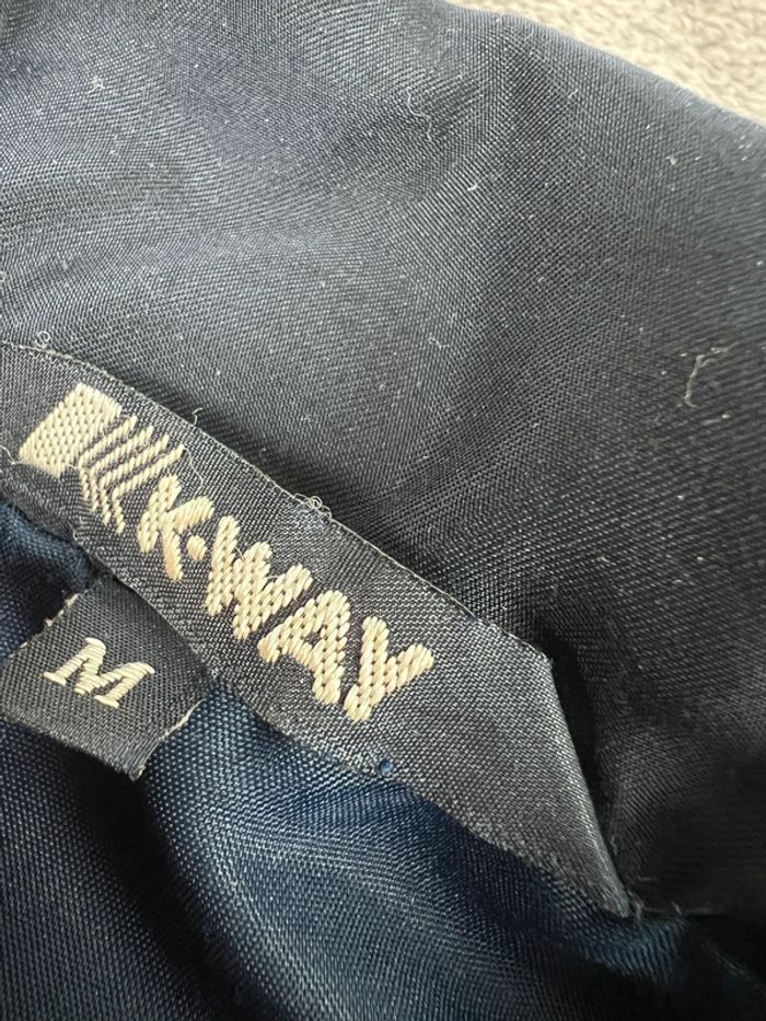 K-Way Rouge Taille M – Manteau Imperméable + Bob Réversible Offert - photo numéro 9