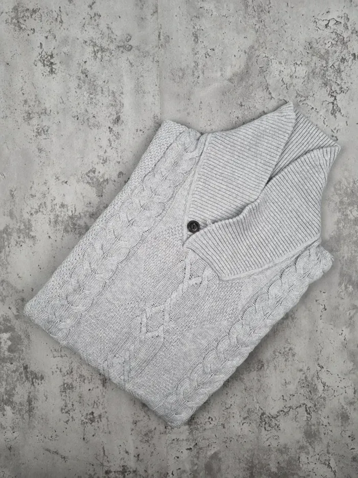 Pull Tommy Hilfiger gris clair torsadé – Taille M Homme (mesures en photos)