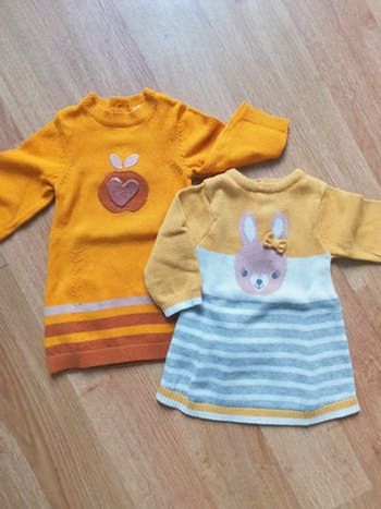 Lot 2 robes 1 mois