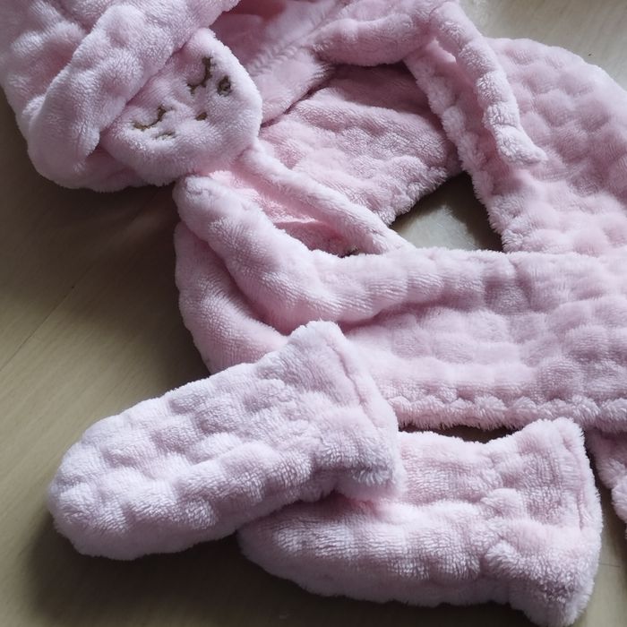 Ensemble bonnet écharpe moufle bébé Peluche - photo numéro 3
