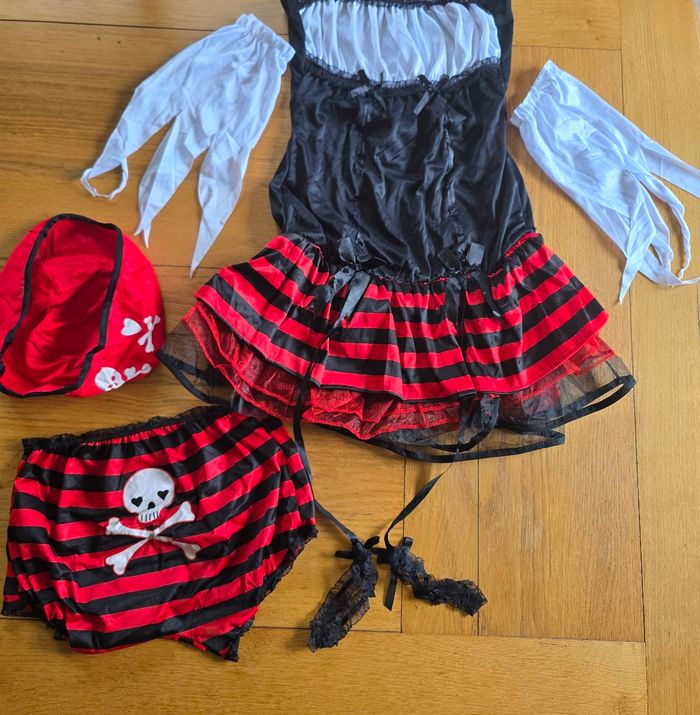Déguisement de pirate femme - photo numéro 2