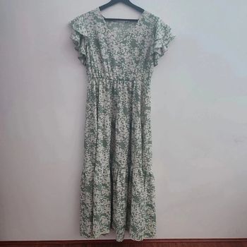 Jolie robe longue 44