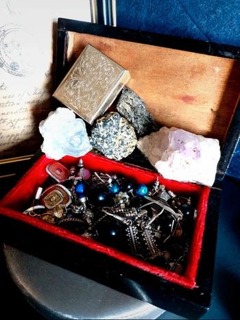 Lot de bijoux en argent et divers