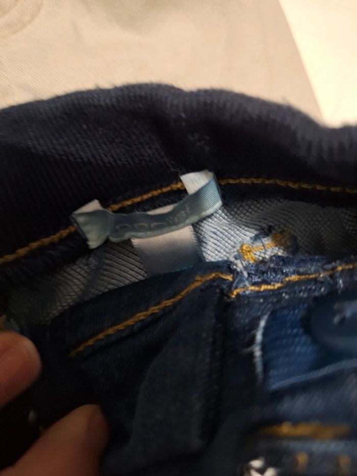 4 pantalons 3 mois - photo numéro 9