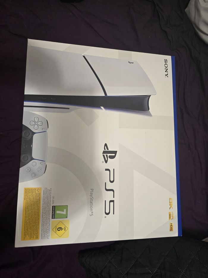 Sony PS5 Slim Édition Blu-Ray 1To Console - Blanc - photo numéro 4