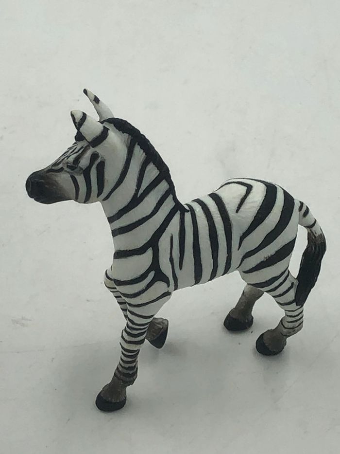 Figurine en PVC Zèbre Papo - photo numéro 3